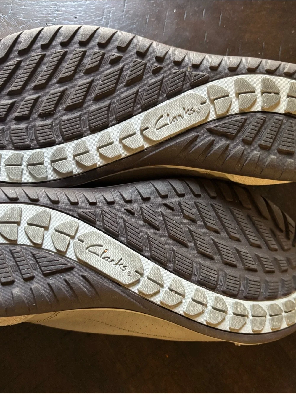 Women’s Clark Sneakers in Light Beige